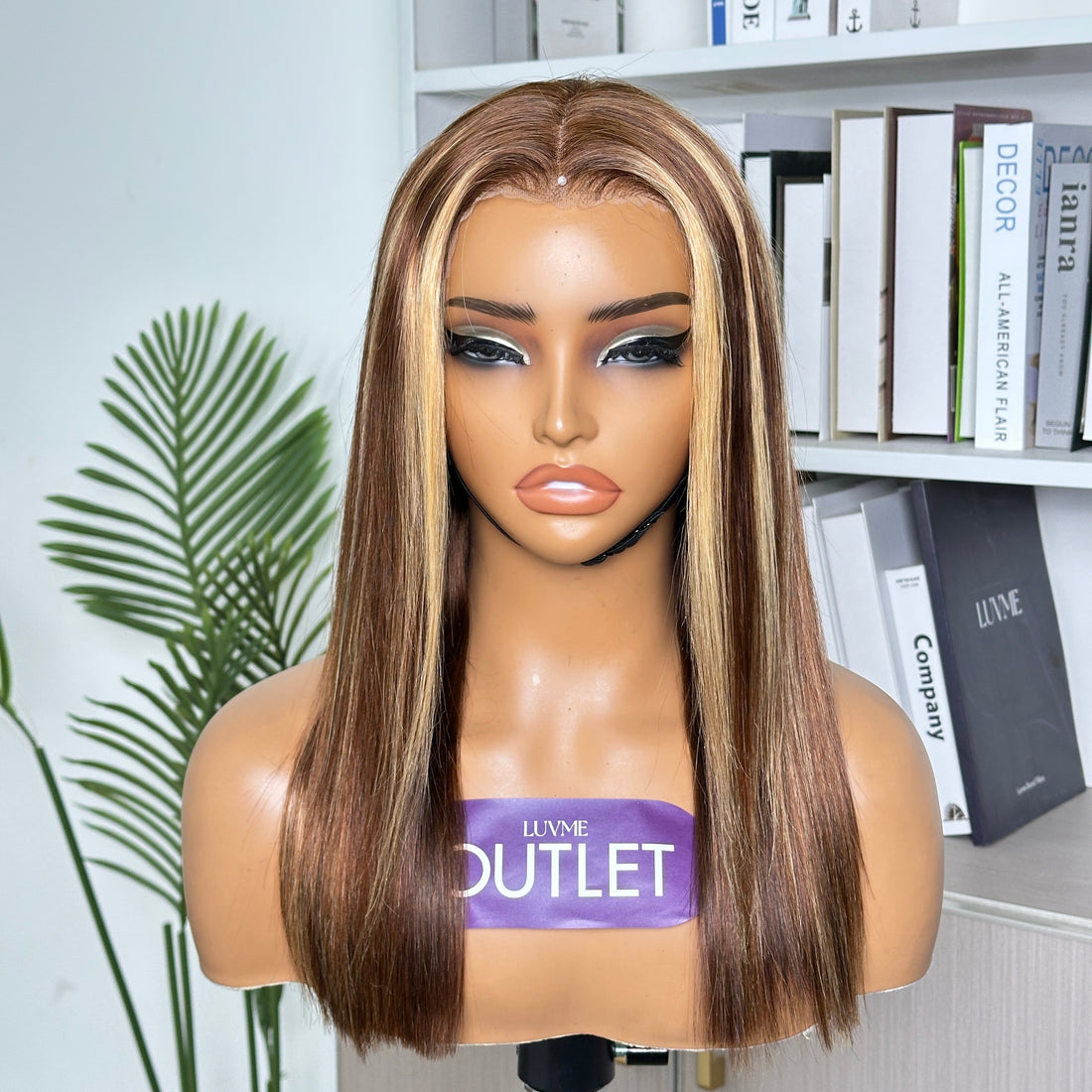 Outlet· 14'' ~26''| Honey Blonde Highlight Straight Frontal 13x4 Lace Wig Pre-Cut Lace