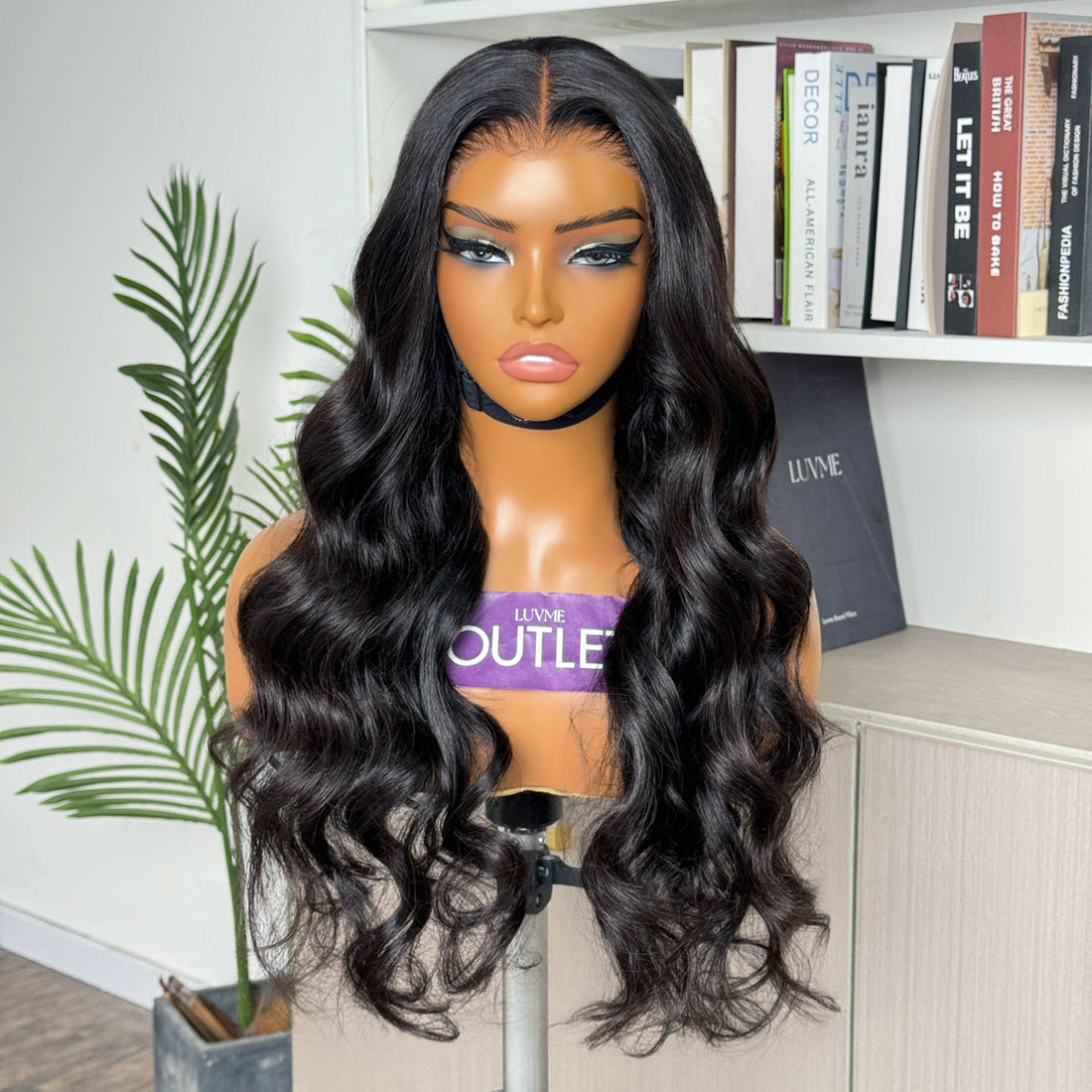 Outlet 18-28'' | Body Wave Ear-to-Ear Glueless 13x4 Frontal Lace Long Wig Pre-Cut Lace